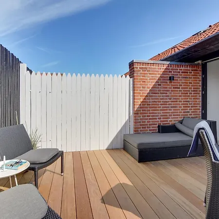 Henritte - 200m From The Sea By Interhome